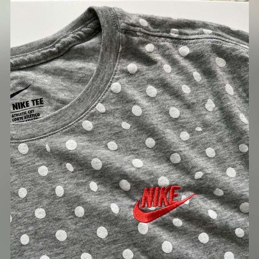 Men’s Nike T-Shirt Size L